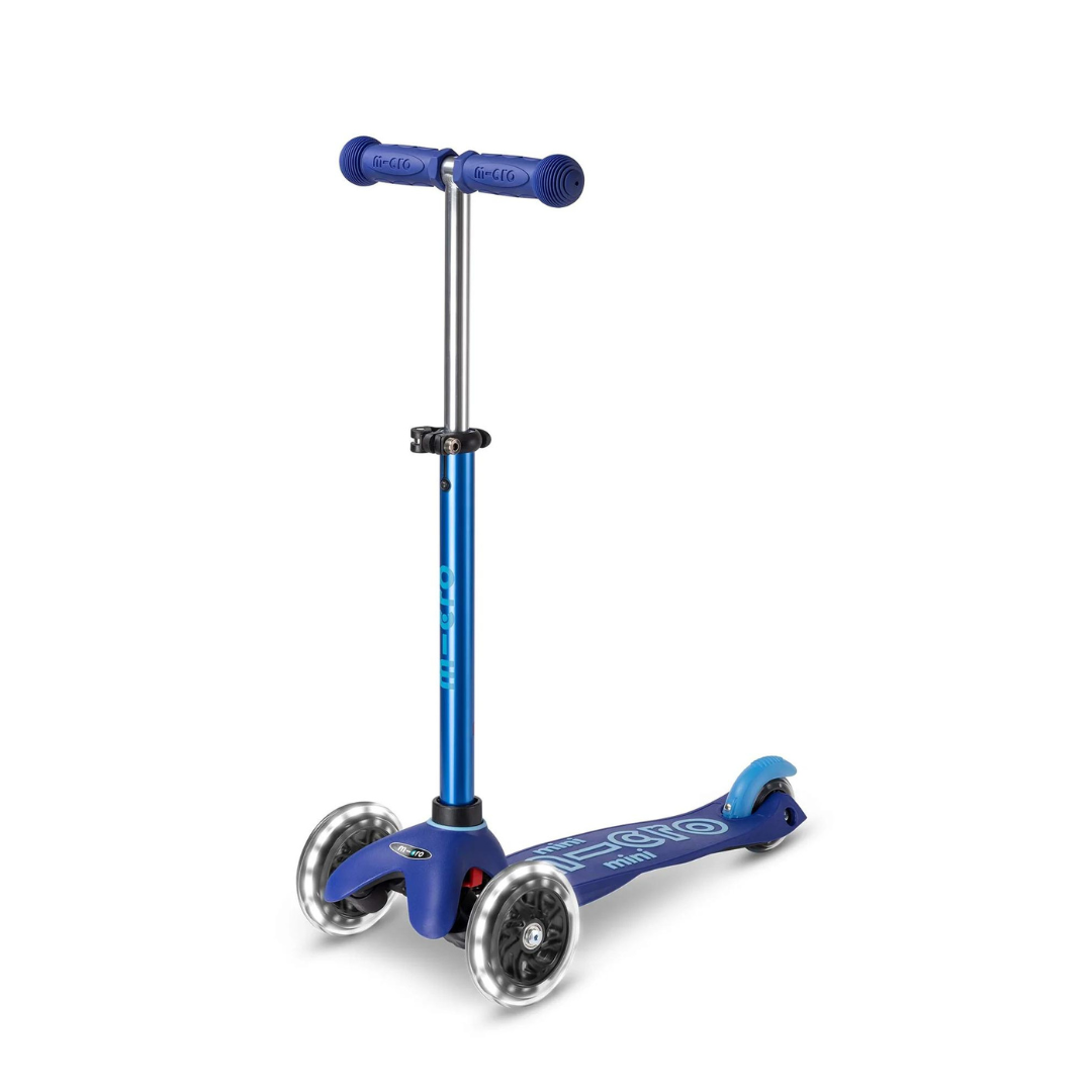 Micro Scooter Mini Deluxe LED Blue