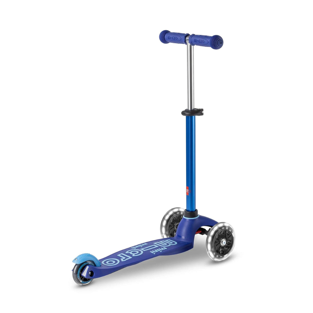 Micro Scooter Mini Deluxe LED Blue