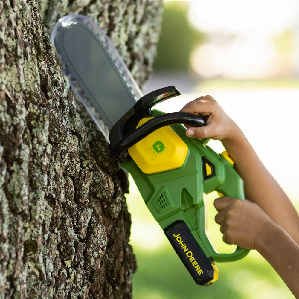 John Deere - Motorised Chainsaw
