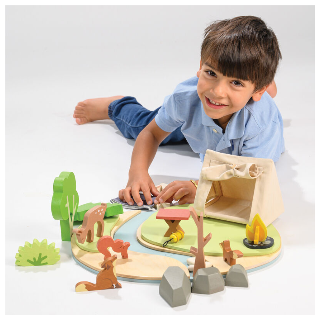 Tender Leaf Wildlife Camping Playset