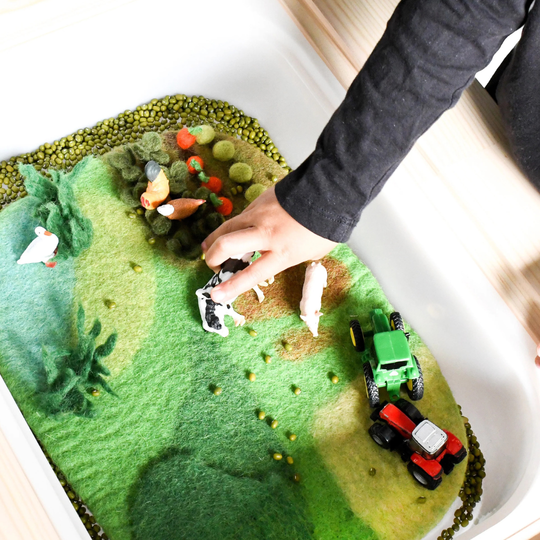 Tara Treasures - Farm Felt Play Mat Playscape
