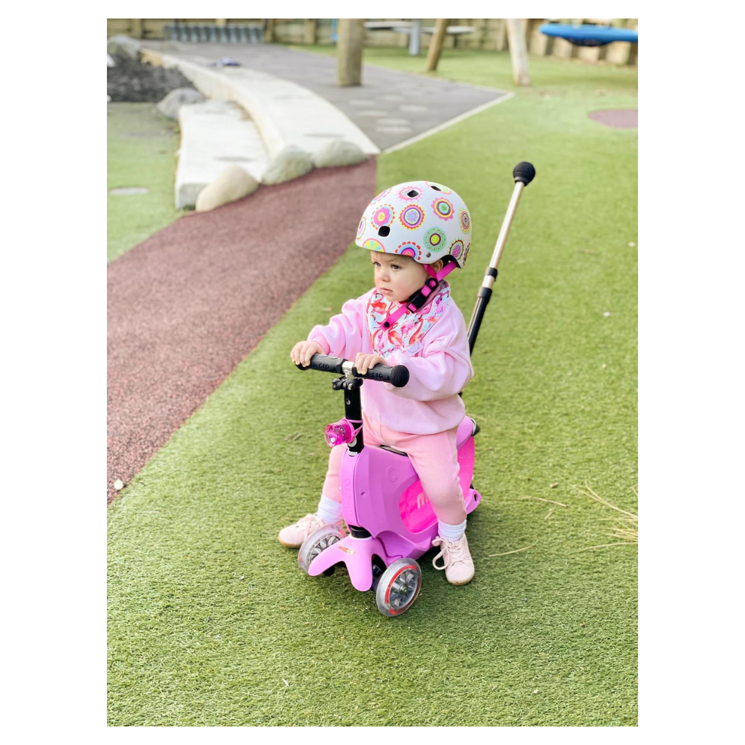Micro Scooter Mini2Go Deluxe Plus Ride On Pink