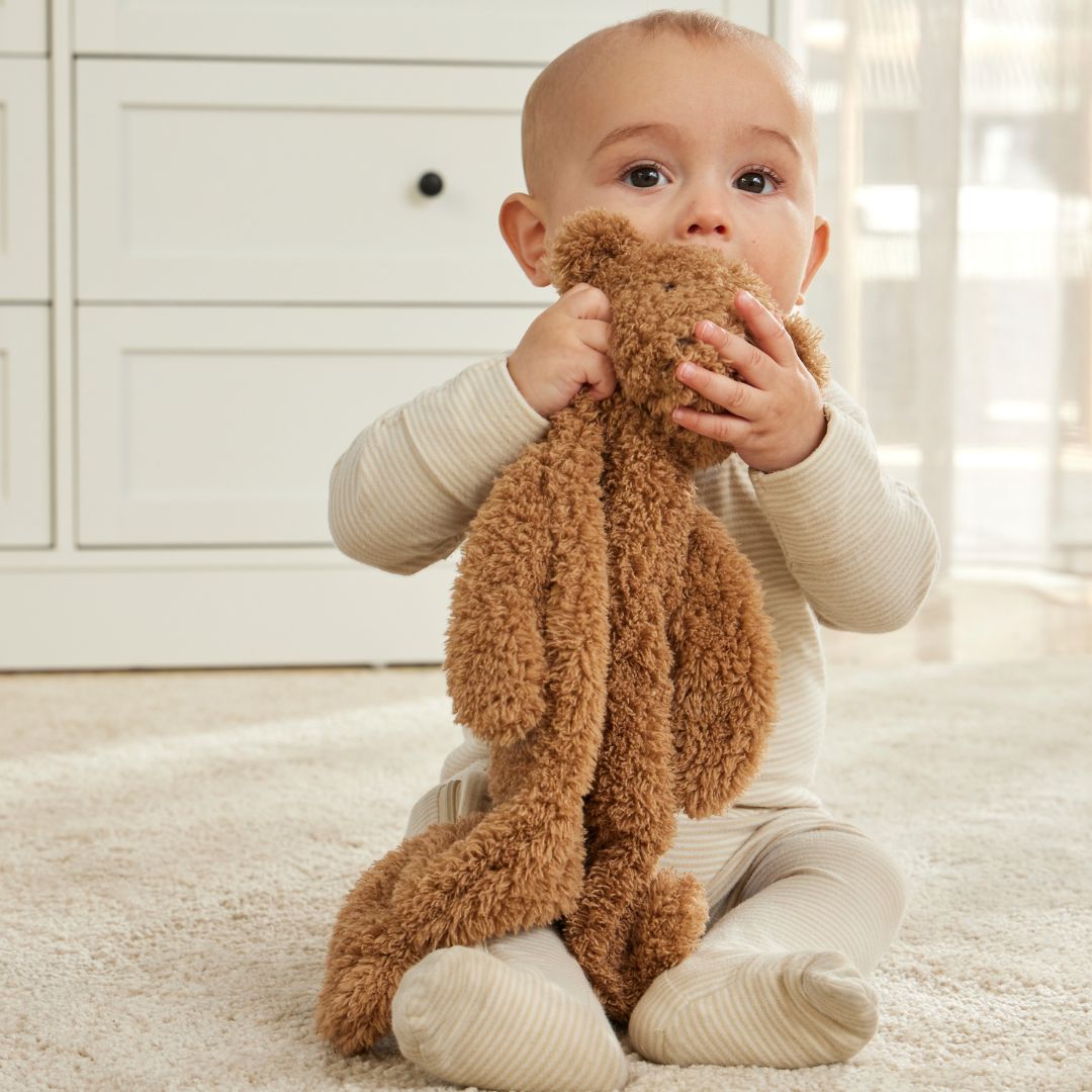 Jiggle & Giggle - Cuddly Bear Comforter (Assorted Colour)