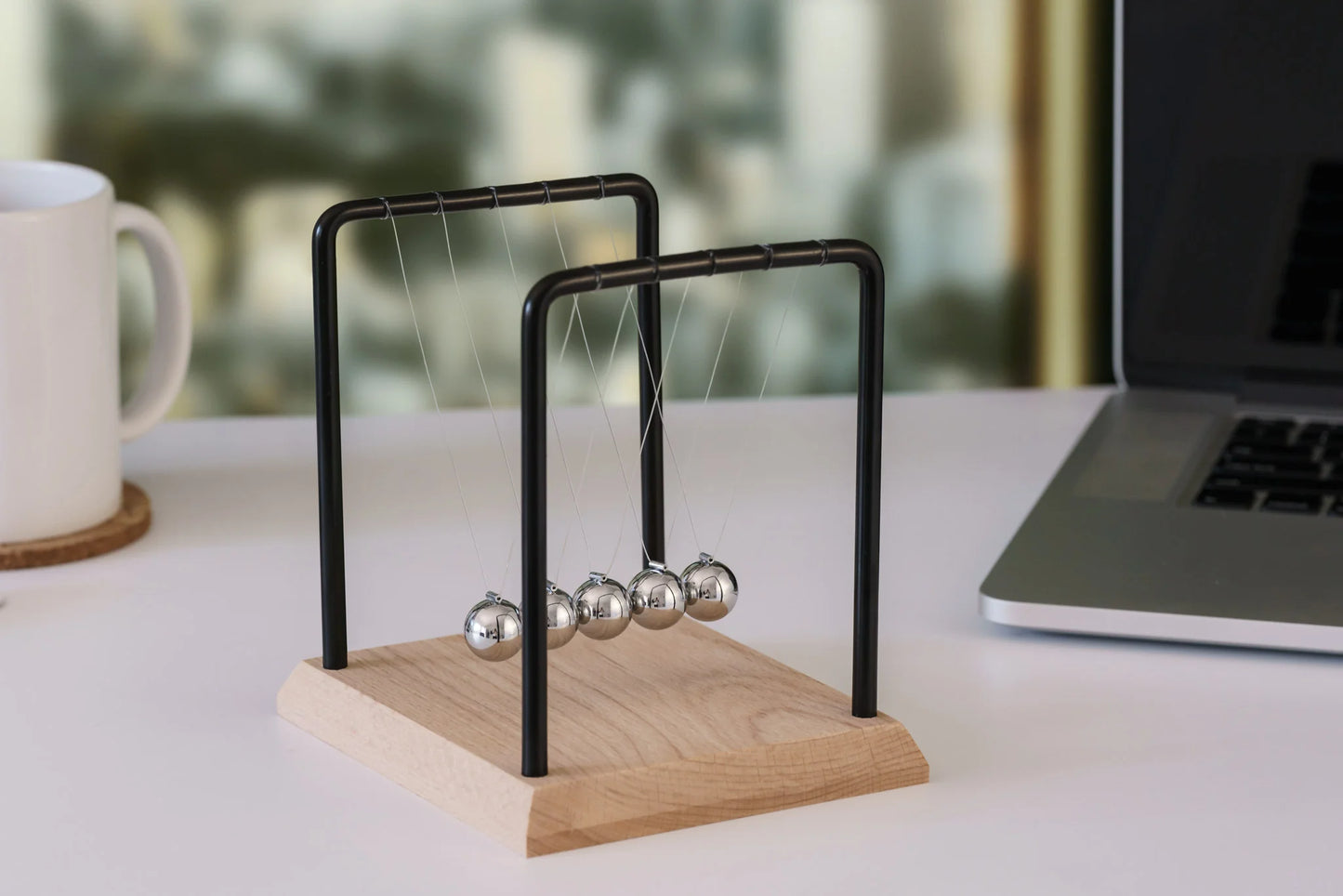 Heebie Jeebies Newton's Cradle 14cm