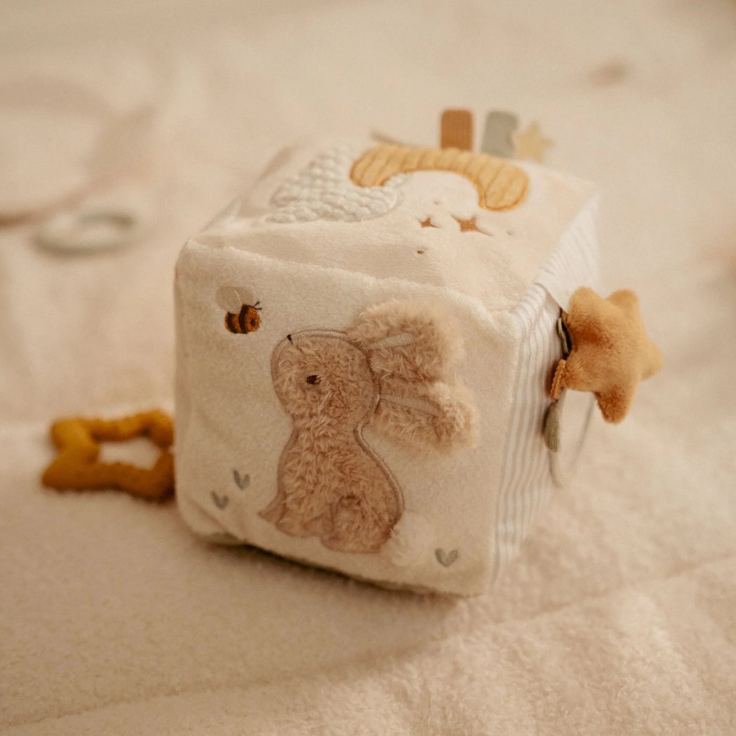 Little Dutch - Newborn Naturals Soft Goose Activity Cube