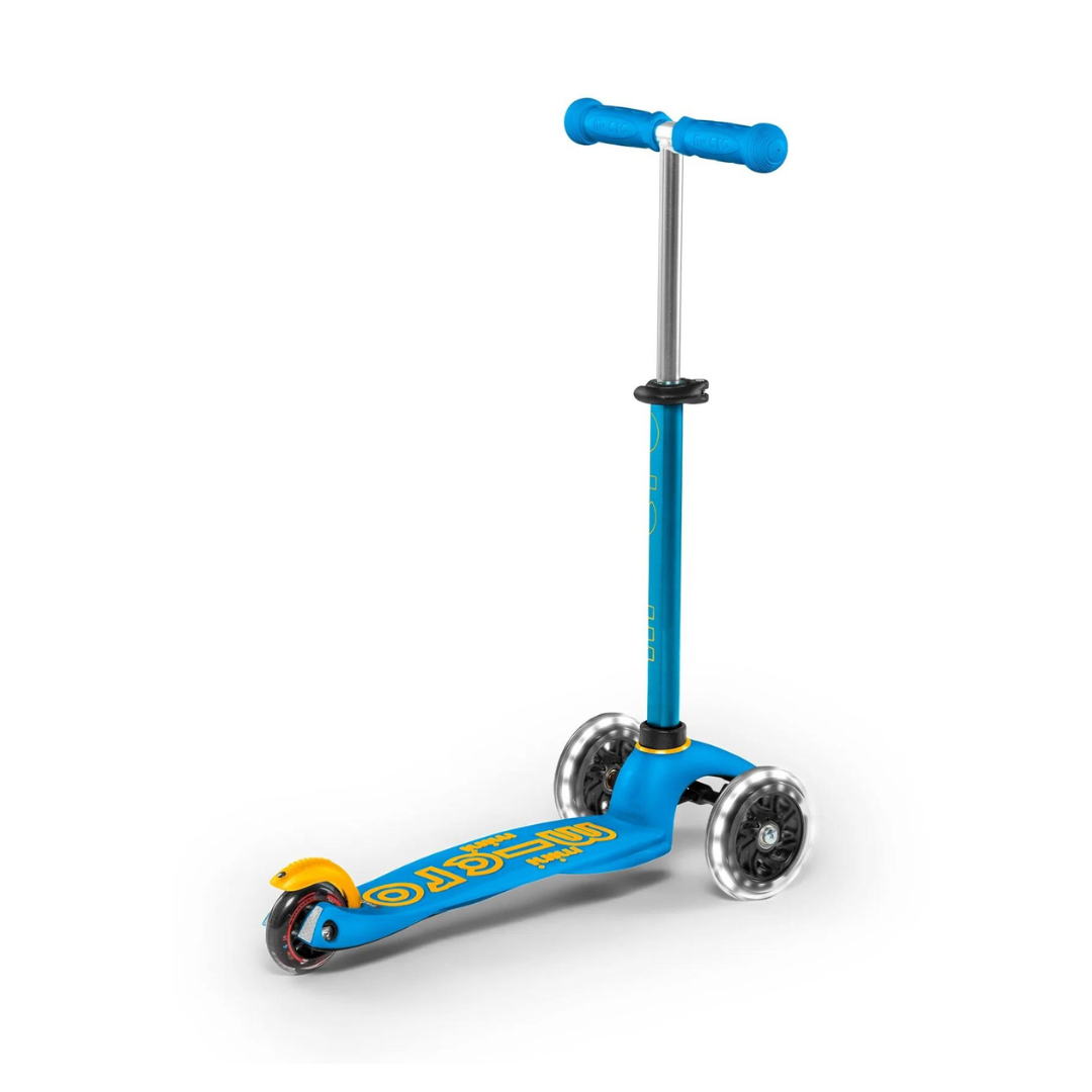 Micro Scooter Mini Deluxe LED Ocean Blue