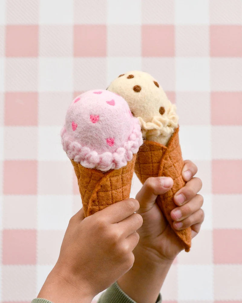 Tara Treasures - Felt Ice Cream Set - Waffle Cones and 9 Ice Cream Scoops