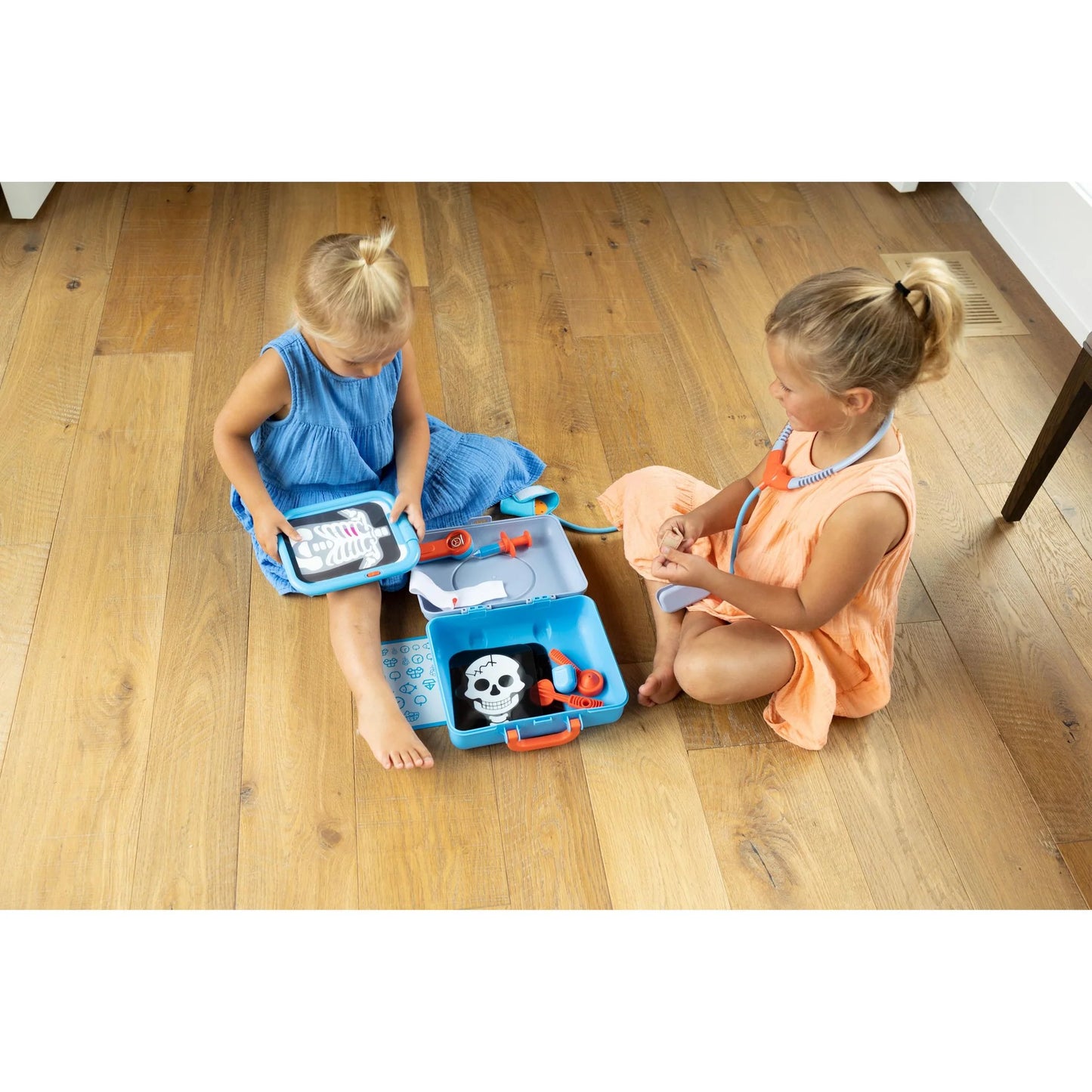 Fat Brain - Pretendables Doctor Set