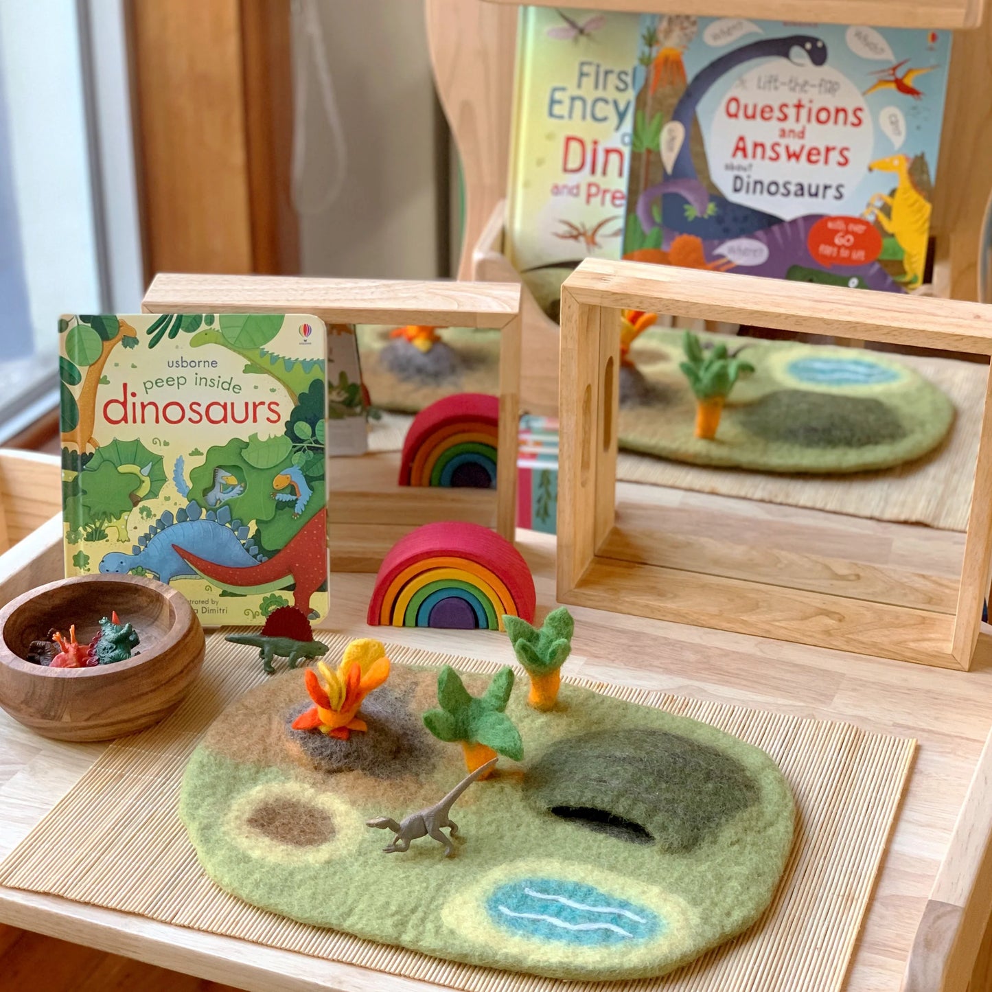Tara Treasures - Dinosaur Land Play Mat Playscape