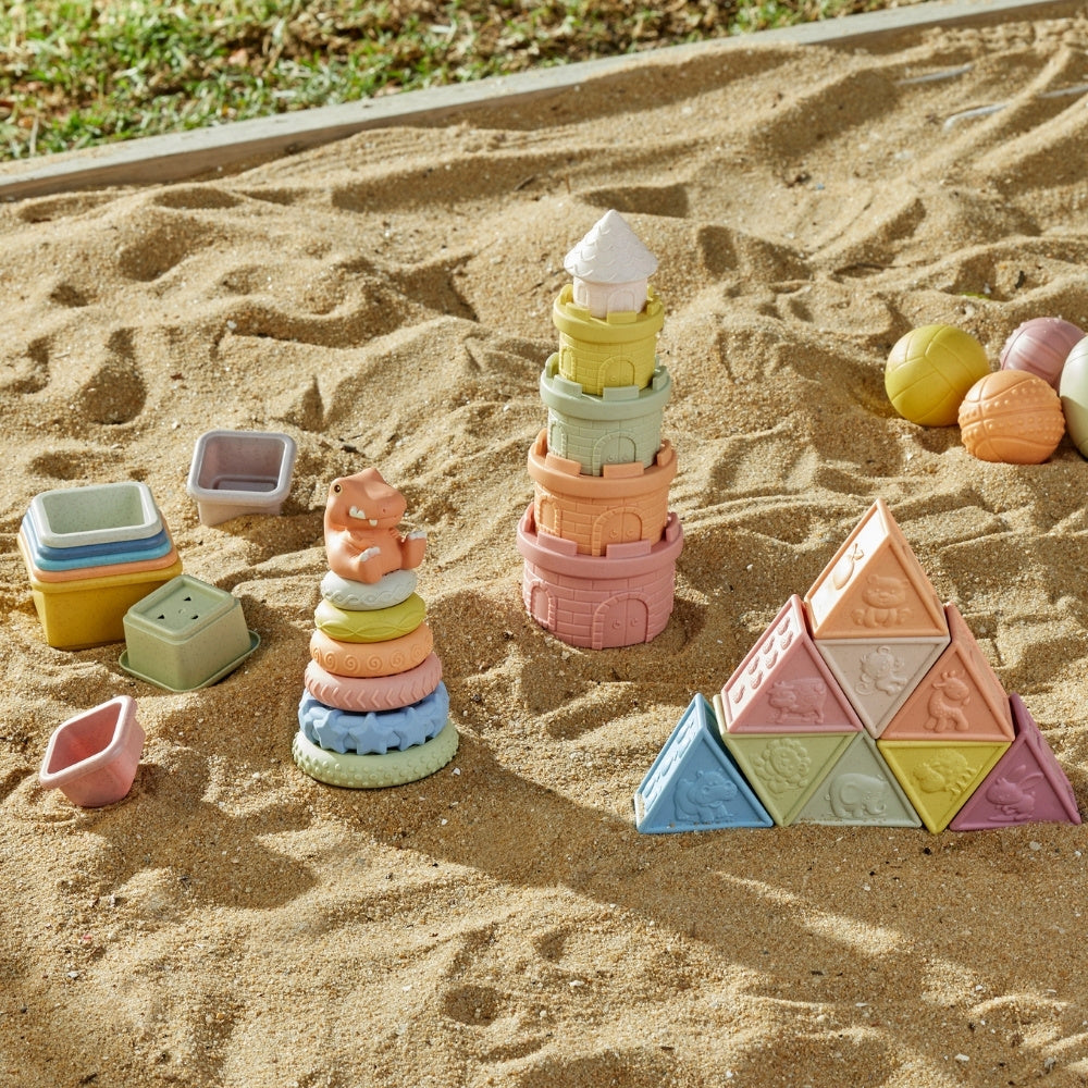 Jiggle & Giggle - Triangle Counting Stacker