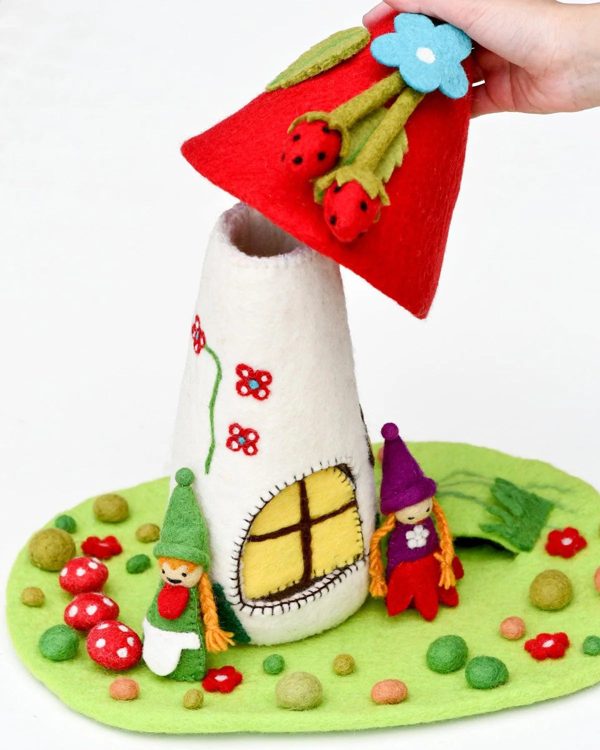 Tara Treasures - Fairies and Gnomes House - Red Roof