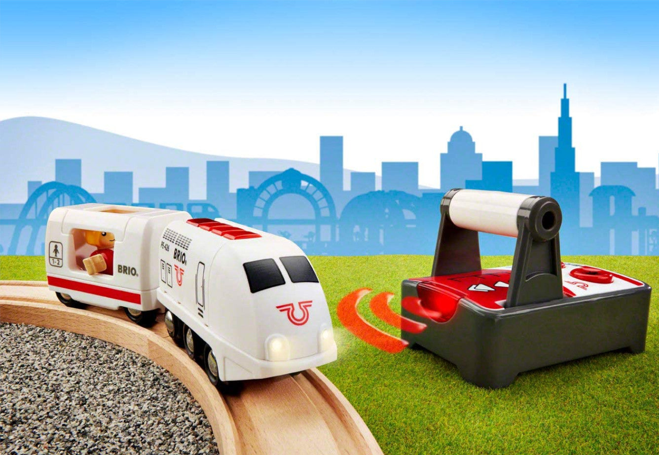 Brio RC Travel Train 4 pieces 4