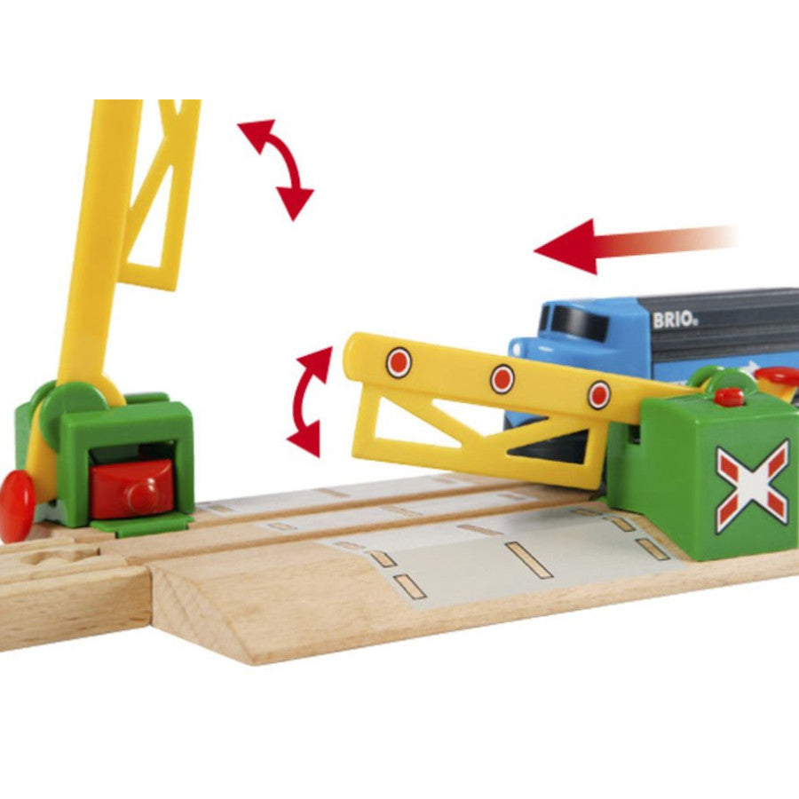 Brio Magnetic Action Crossing 1