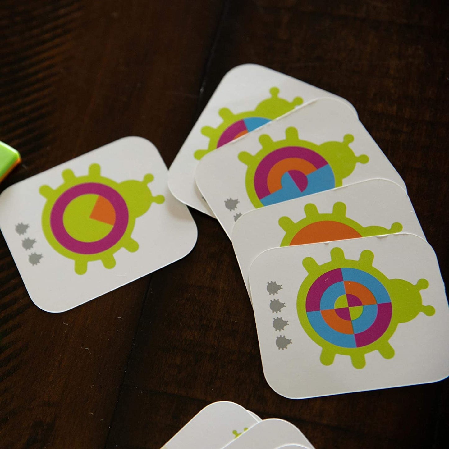 Fat Brain Toy Bugzzle Pattern Matching 2