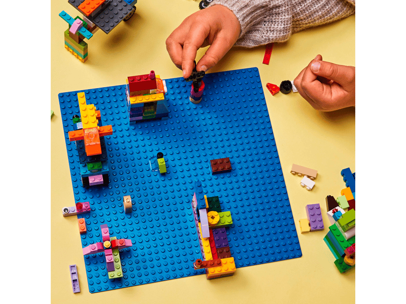 LEGO Classic Blue Baseplate 11025