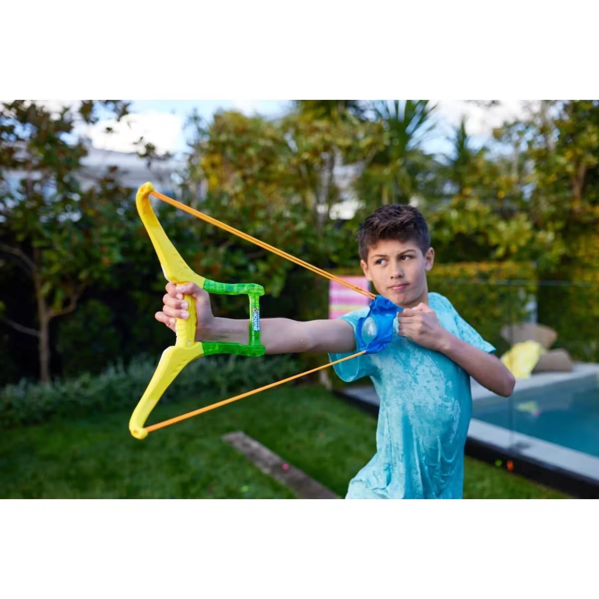 Zuru Bunch O Balloons Tropical Party Slingshot With 100 Water Balloons