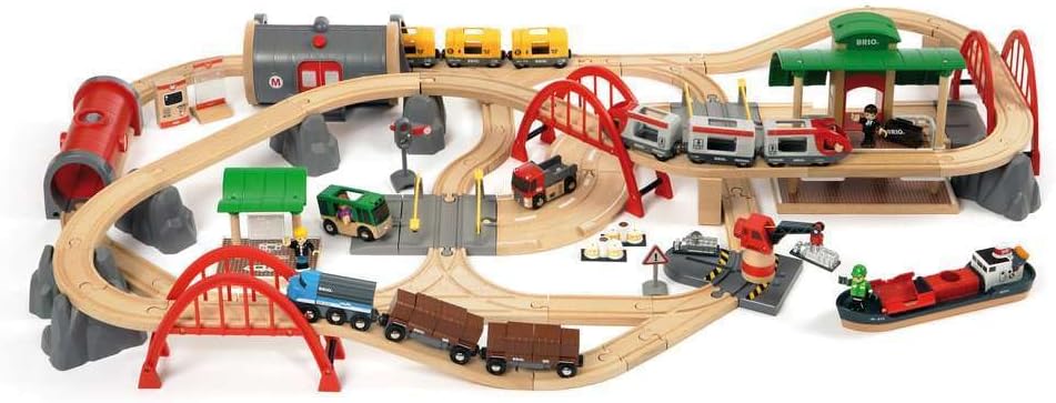 BRIO Deluxe Railway Set 87 Pieces
