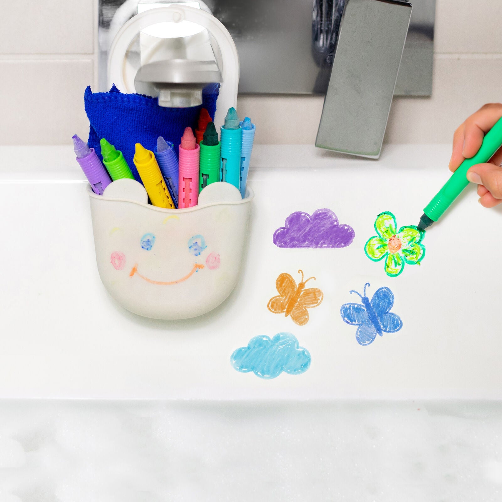 Tiger Tribe - Bath Crayon Station | Rainbow Splash