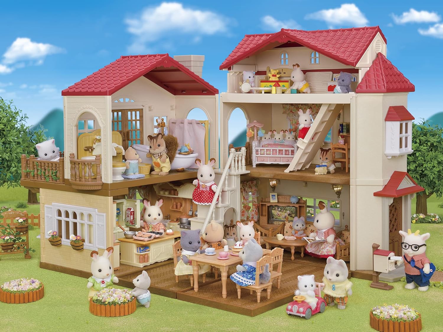 Sylvanian Families - Red Roof Country Home with Attic