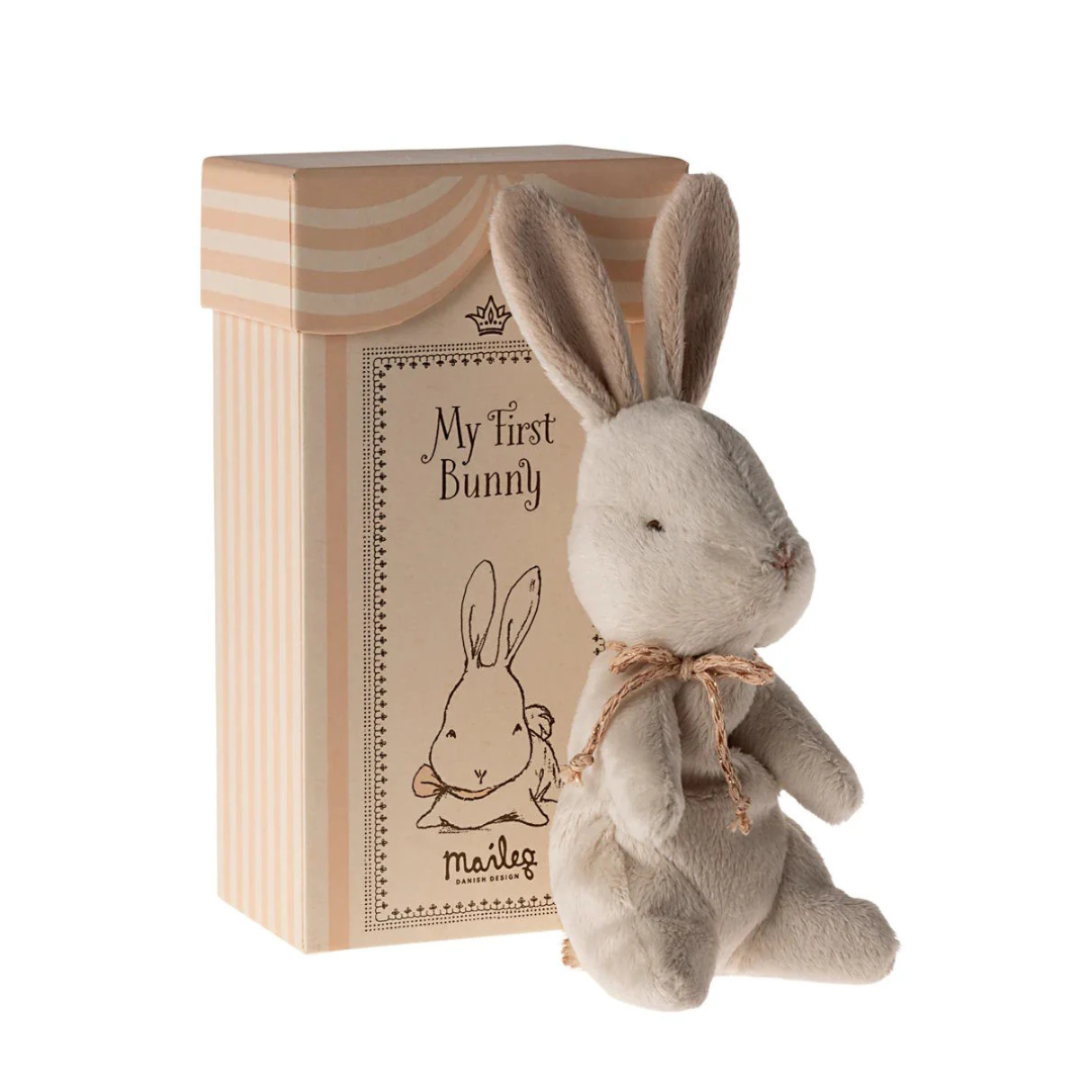 Maileg - My First Bunny Off White