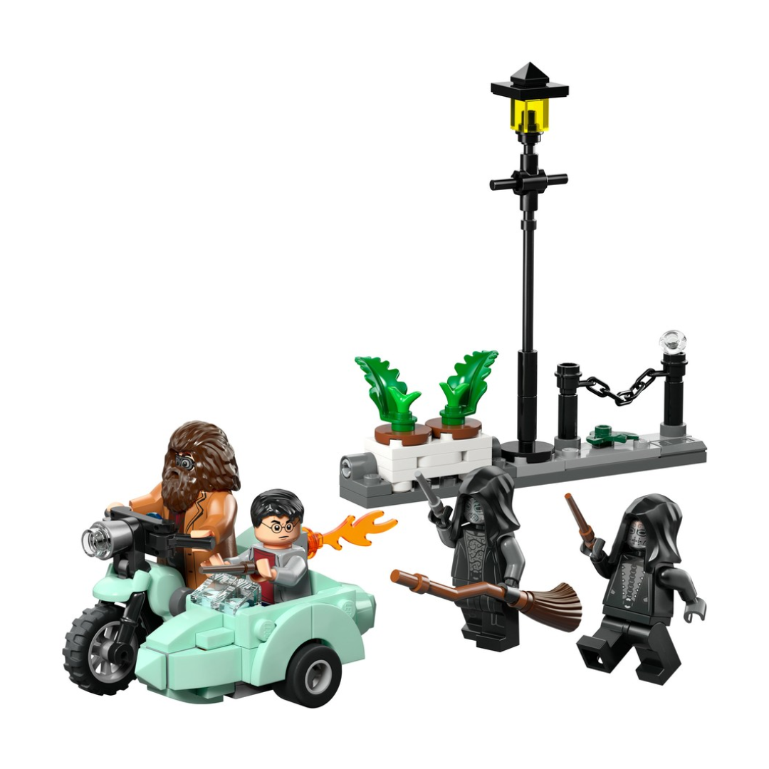 LEGO Harry Potter Hagrid and Harry's Privet Drive Escape 76459