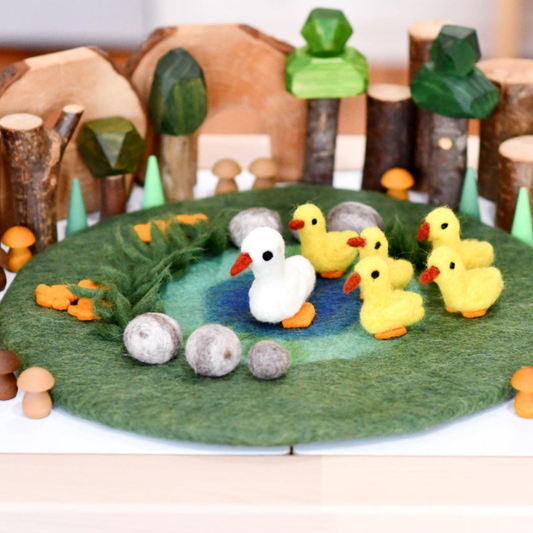 Tara Treasures -  Duck Pond with 6 Ducks Play Mat Playscape