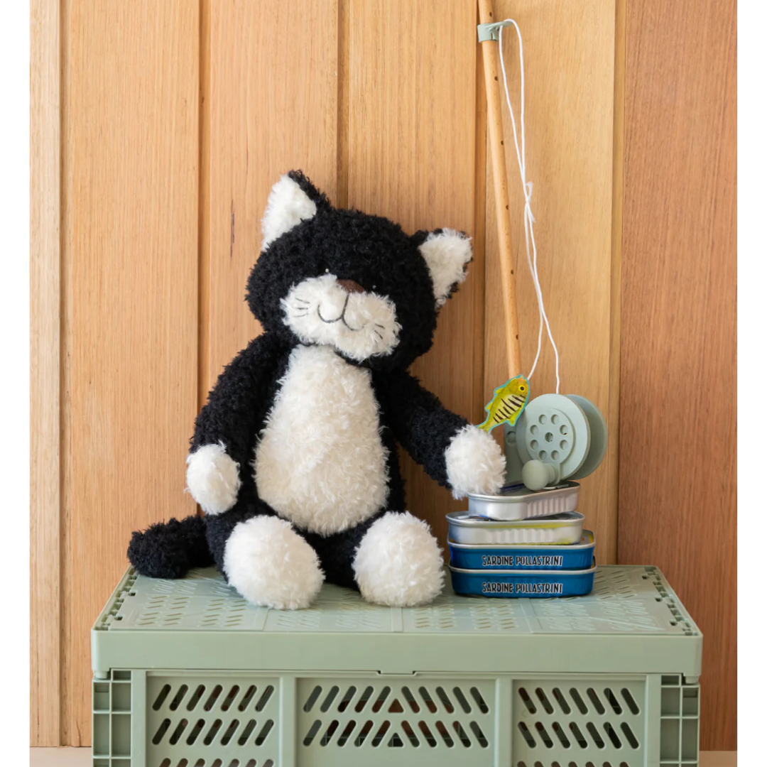 Nana Huchy - Checkers the Cat | Black