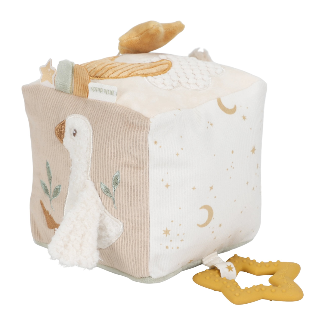 Little Dutch - Newborn Naturals Soft Goose Activity Cube