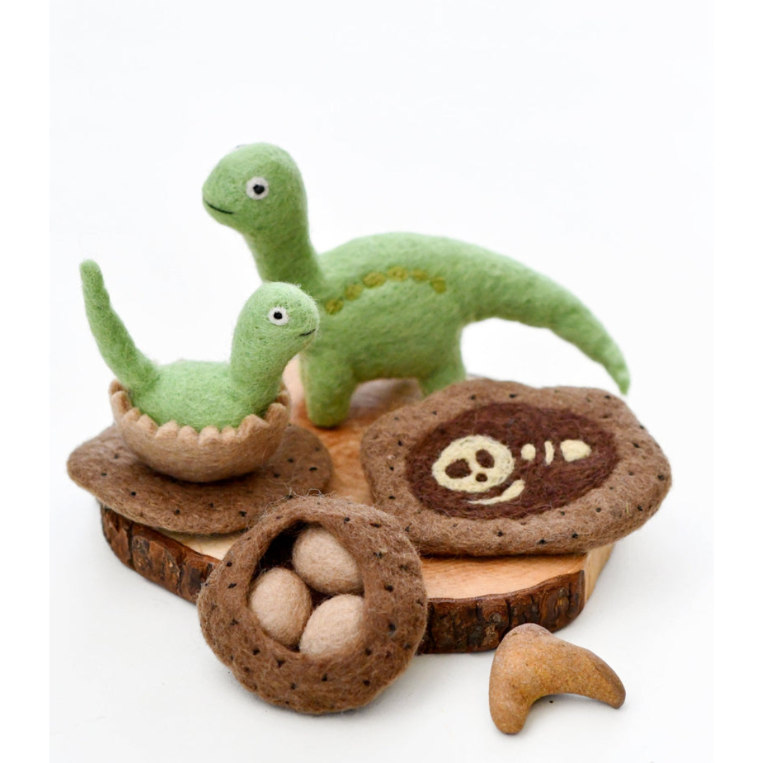 Tara Treasures - Felt Life Stages of a Dinosaur lifecycle | Brontosaurus