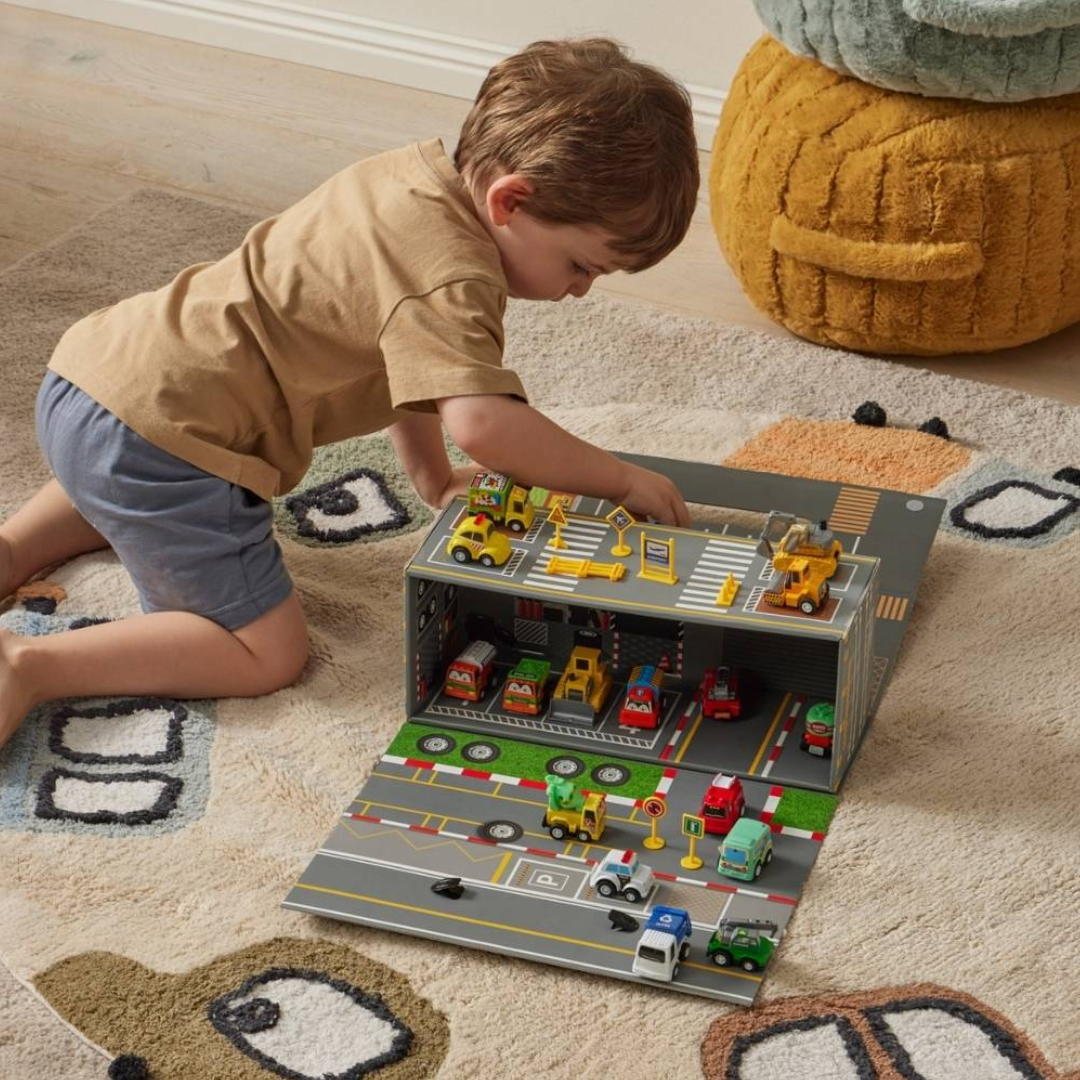 Jiggle & Giggle - Veloce Vehicles Pullback Toy Vehicles and Fold-Out Garage Set of 18