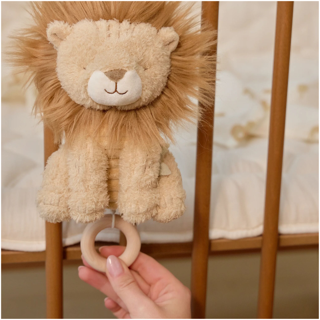 Little Dutch - Safari Friends | Music Box Lion