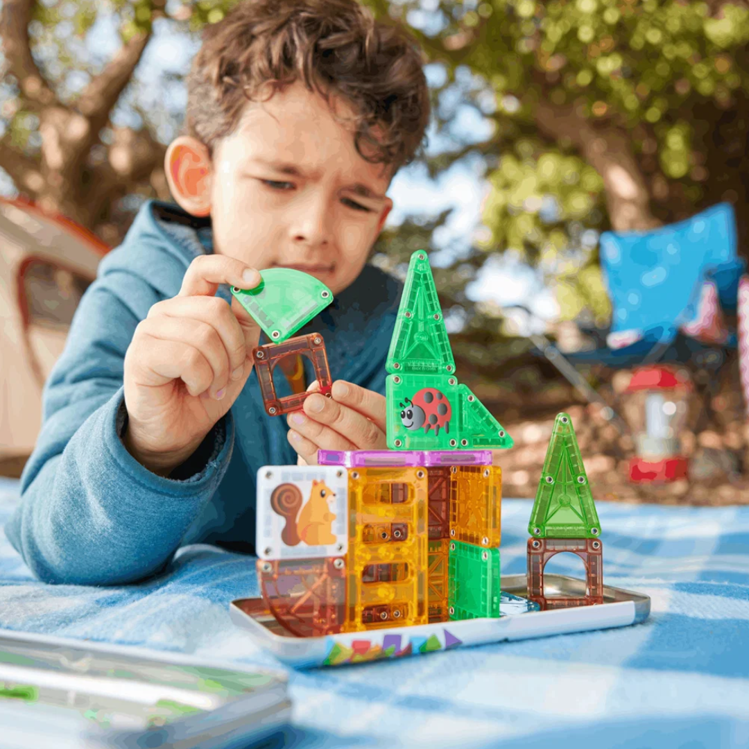 Magna-Tiles - MicroMAGS - Tree House 24 Piece Travel Set