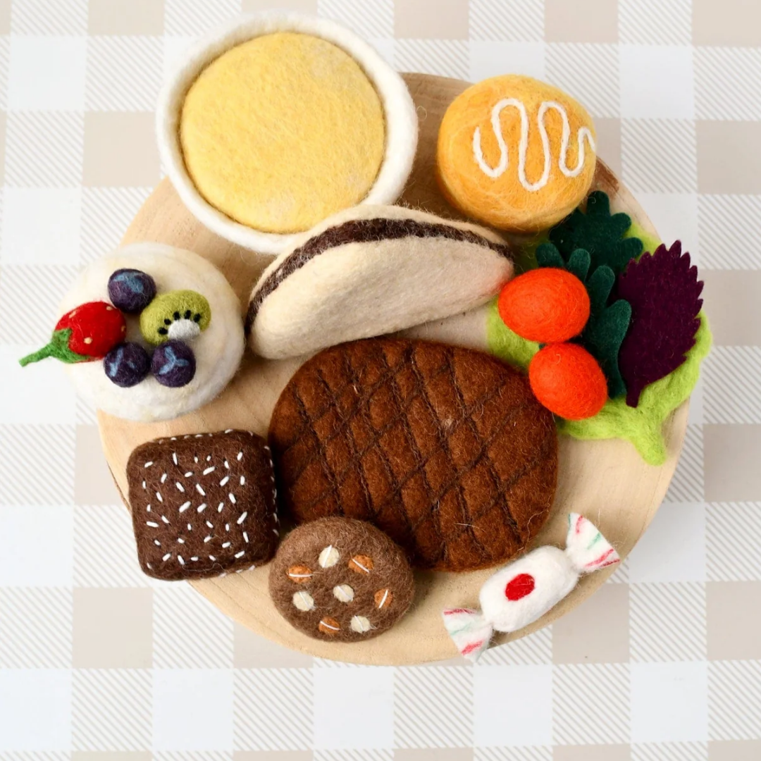 Tara Treasures - Possum Magic Australian Play Food Set (Licensed)