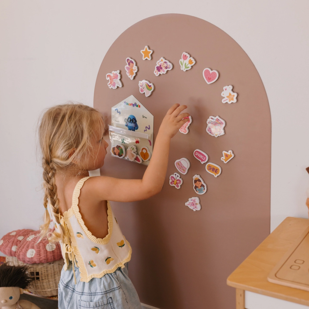 SmartyPals - Magnetic Pen Holder | Magnetic Playwall Organiser