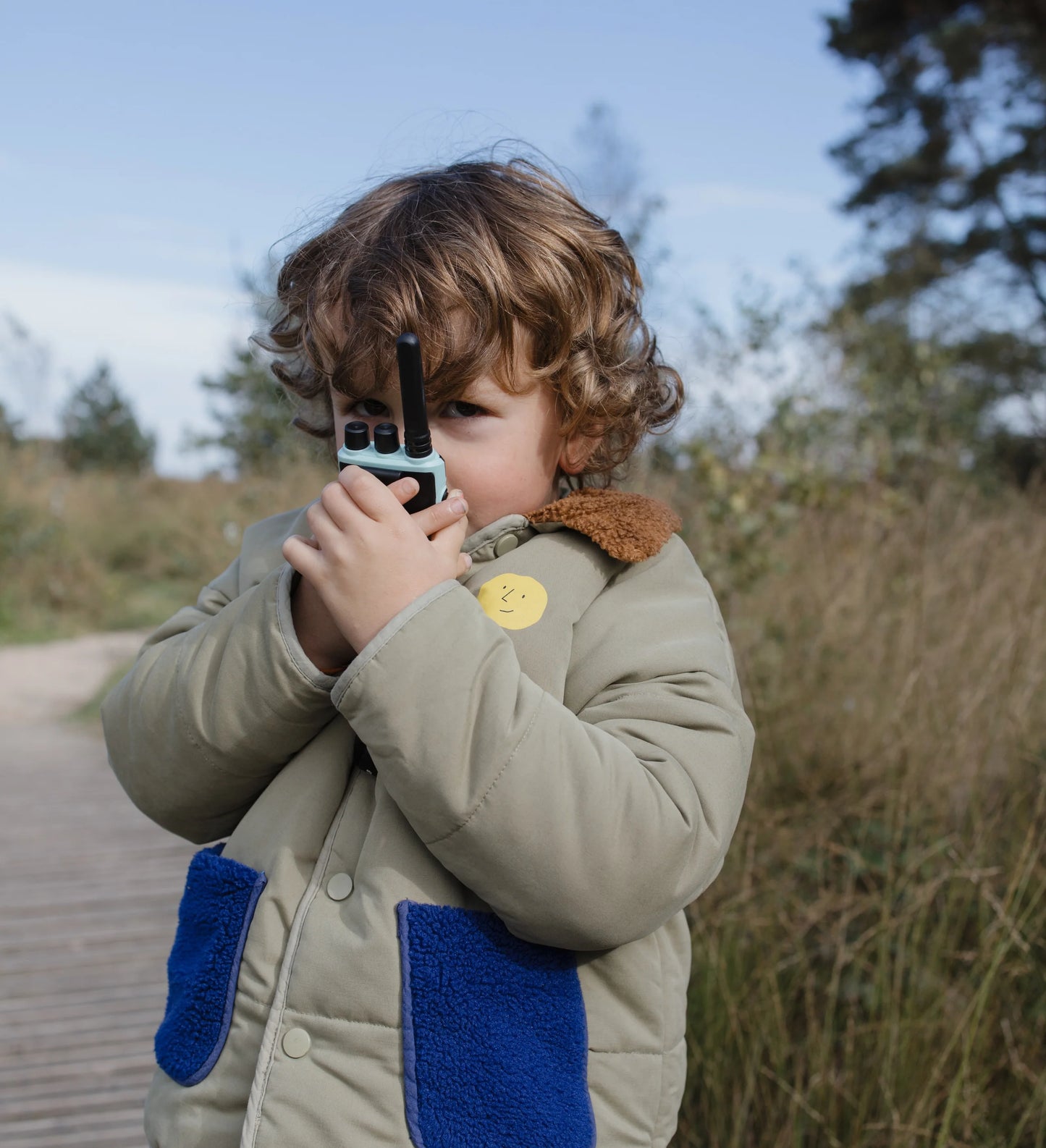 Kidytalk - Long Range Walkie Talkie | Natural & Cyan