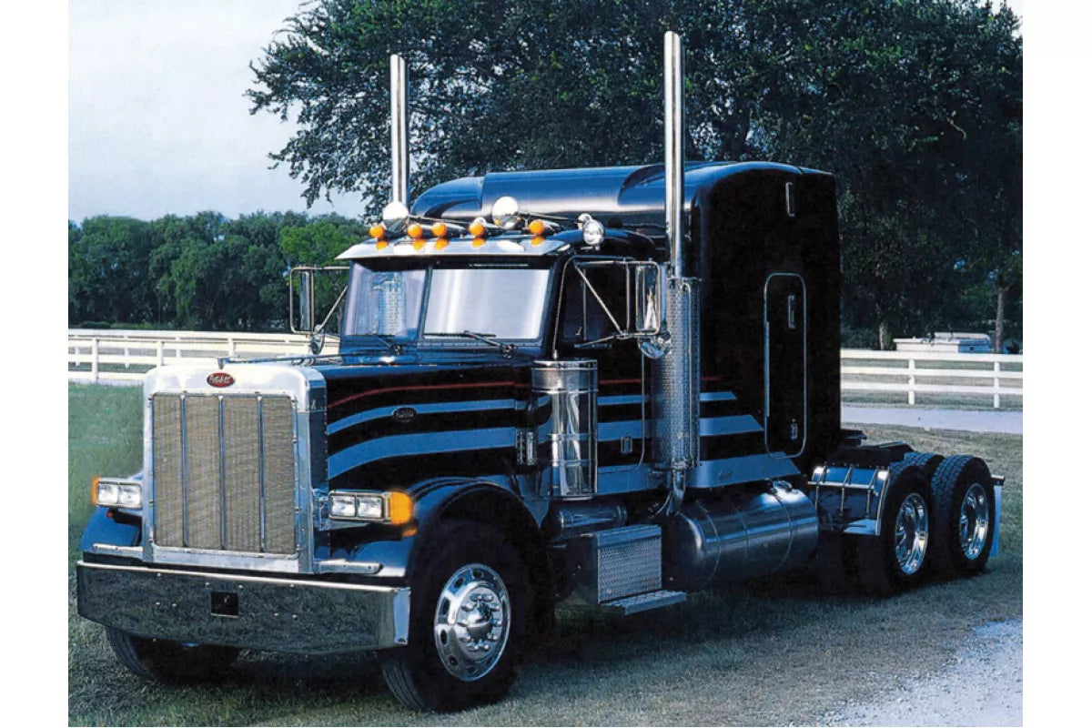 Italeri 1/24 Peterbilt 378 Long Hauler Scaled Plastic Model Kit