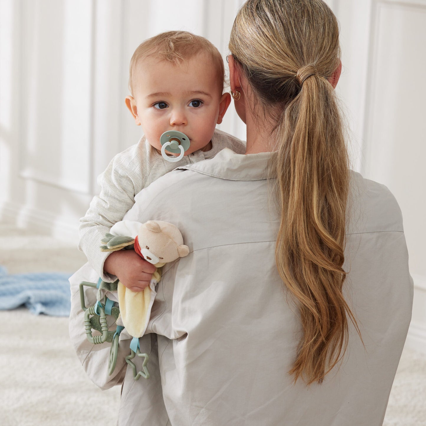 Jiggle & Giggle - Hugglies Bear Comforter