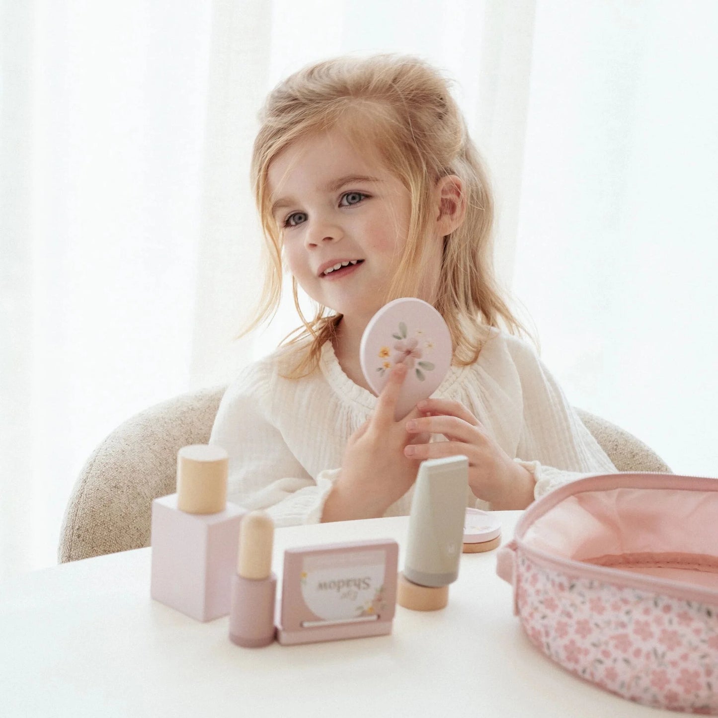 Little Dutch - Wooden Makeup Beauty Case