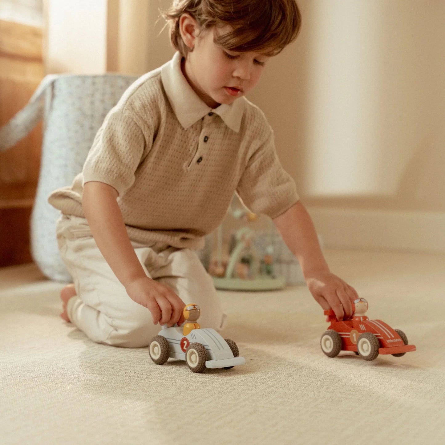 Little Dutch - Pullback Racecars