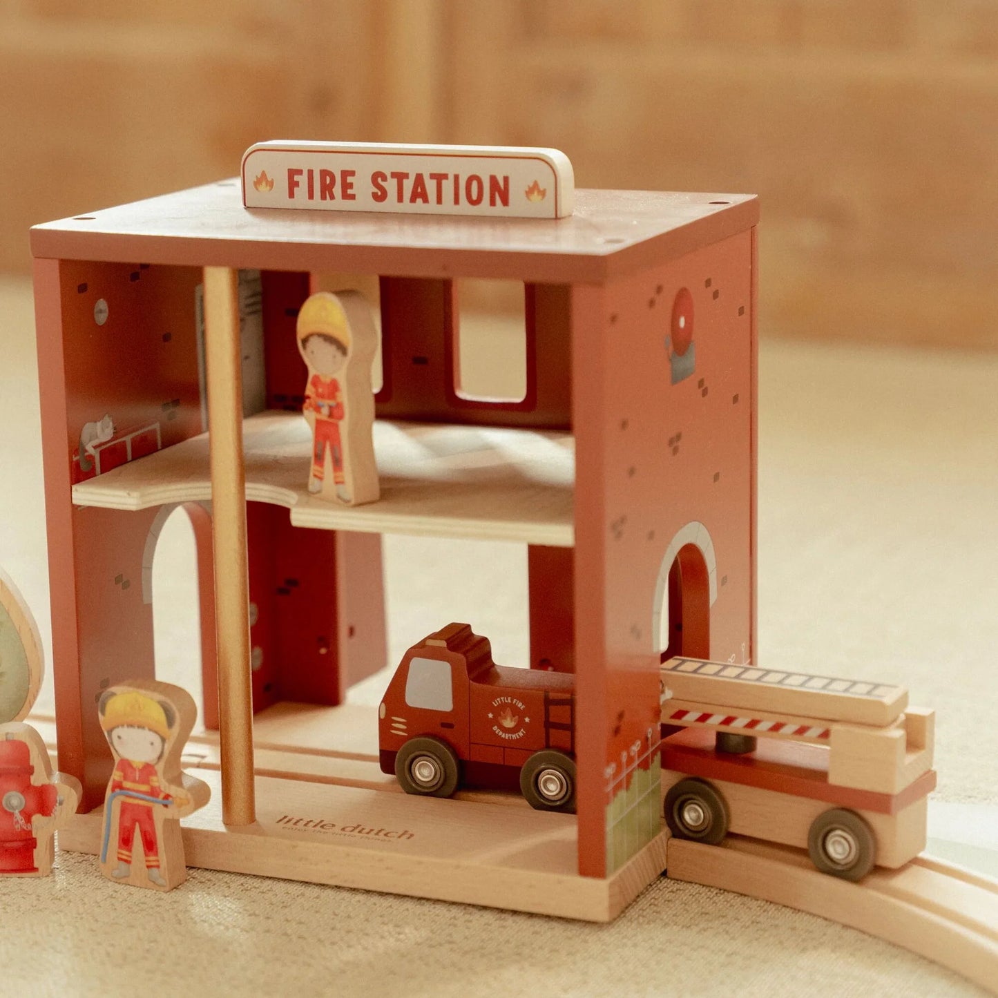 Little Dutch - Wooden Fire Station