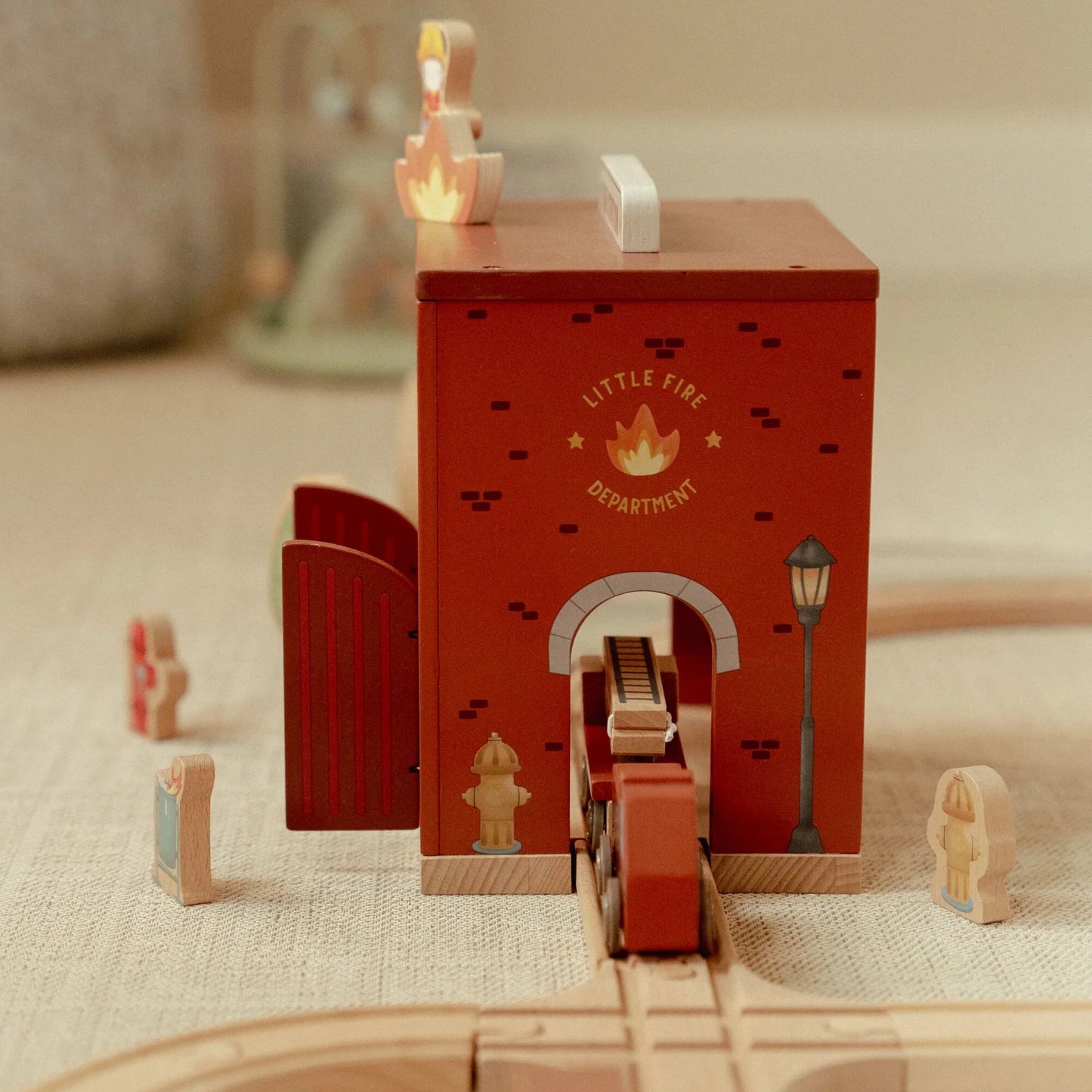 Little Dutch - Wooden Fire Station