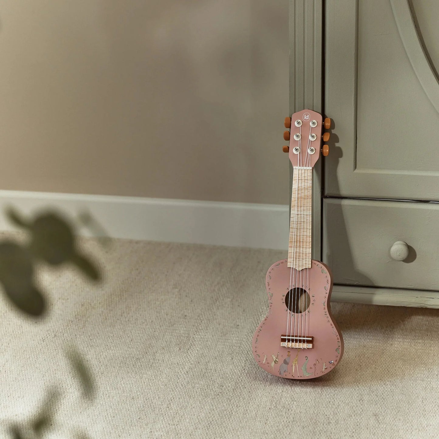 Little Dutch - Safari Friends | Wooden Guitar - Pink