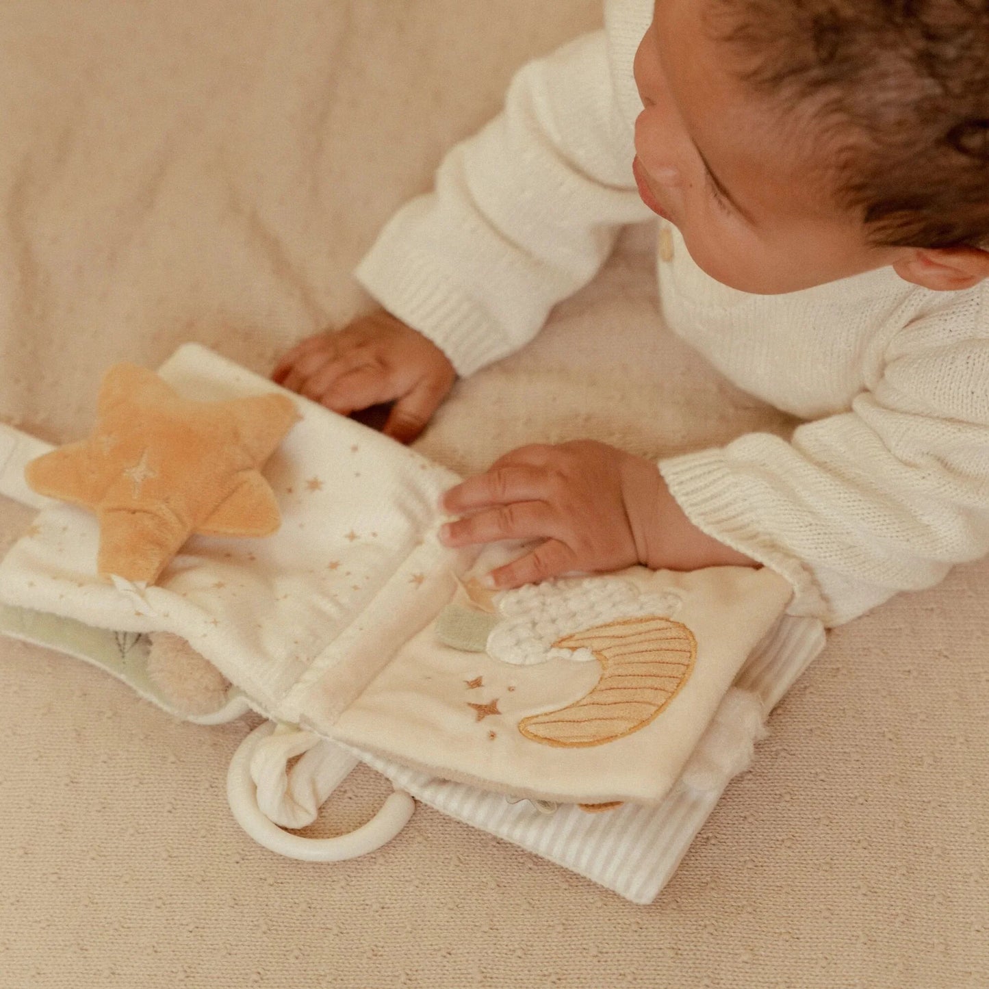 Little Dutch - Newborn Naturals Goose Stroller Book