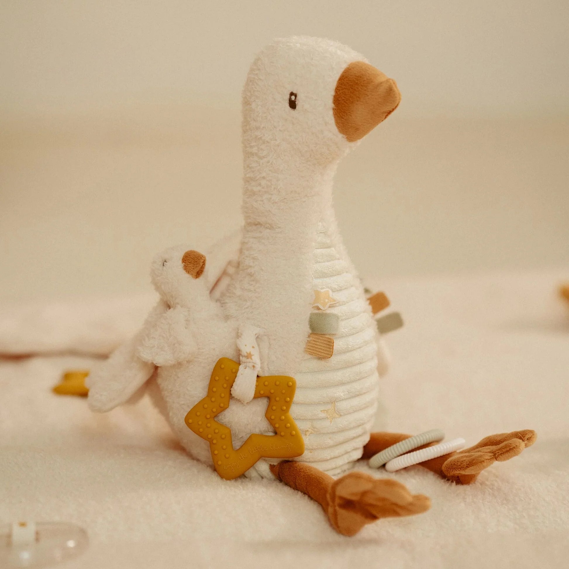 Little Dutch - Newborn Naturals Activity Baby Goose