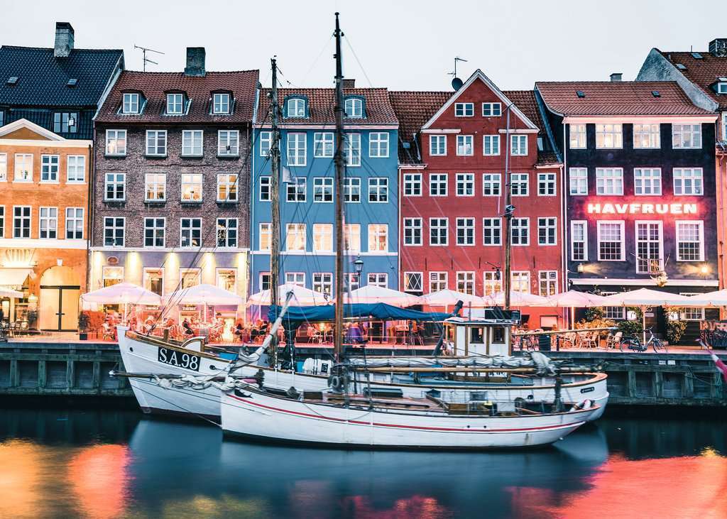 Ravensburger Puzzle Copenhagen Denmark 1000pc