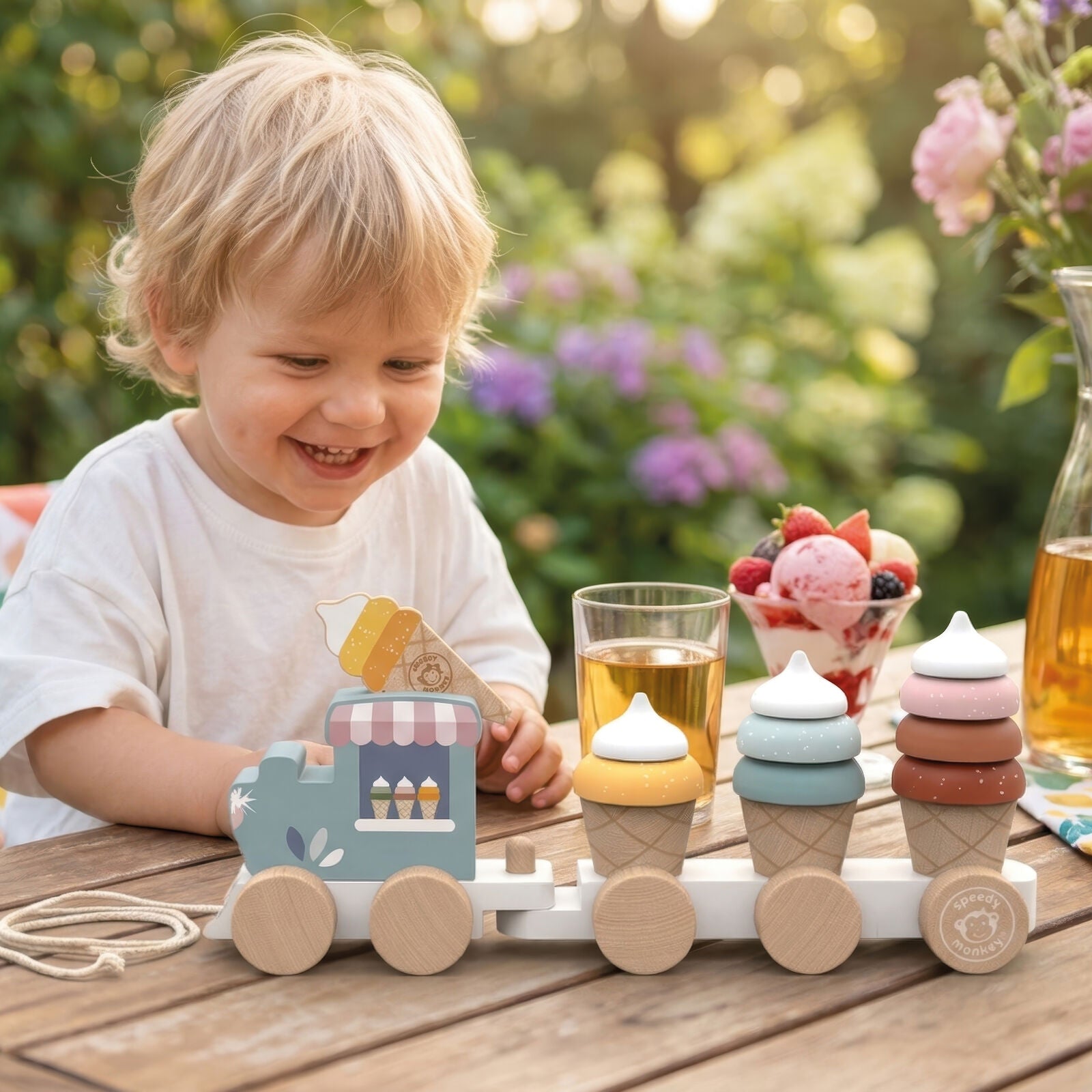 Speedy Monkey - Ice Cream Stacking Train