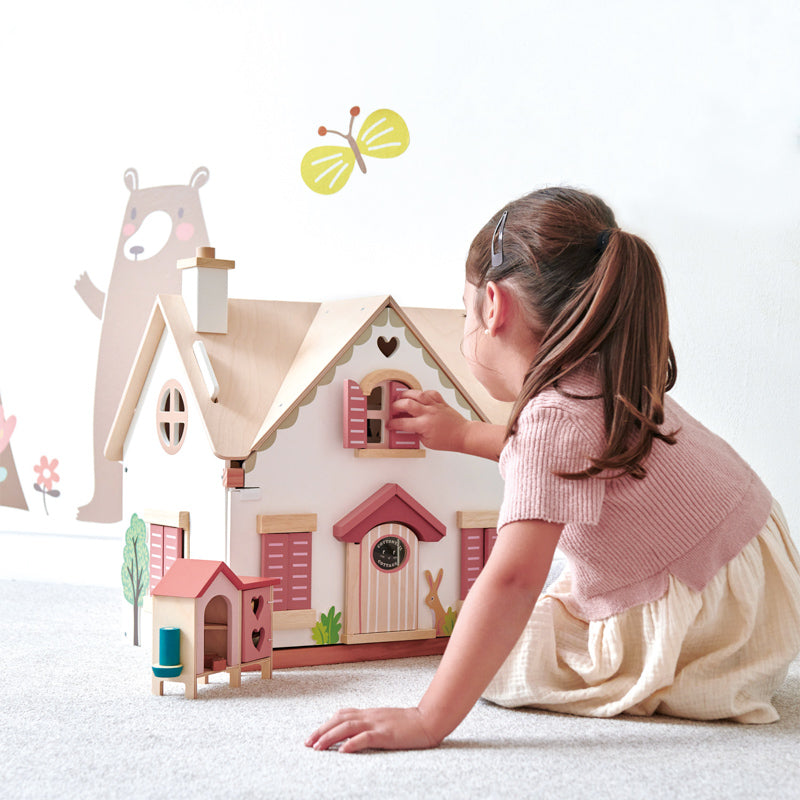 Tender Leaf Wooden Cottontail Cottage