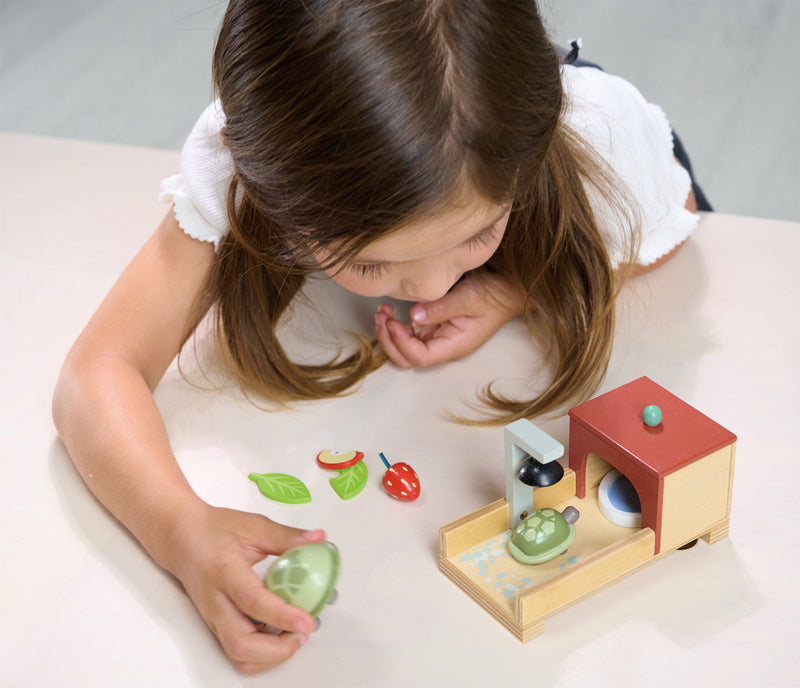 Tender Leaf Tortoise Pet Set