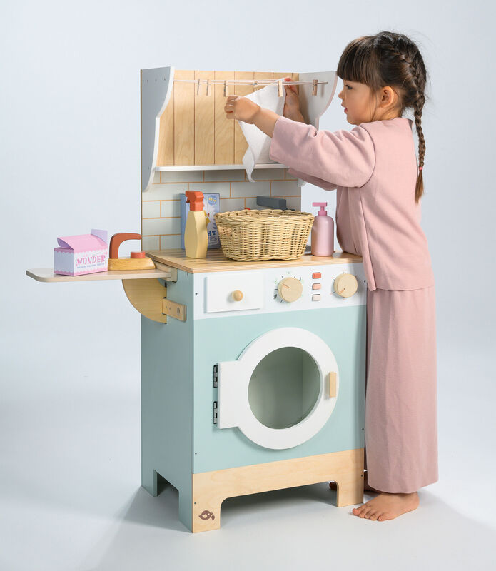 Tender Leaf - Large Laundrette