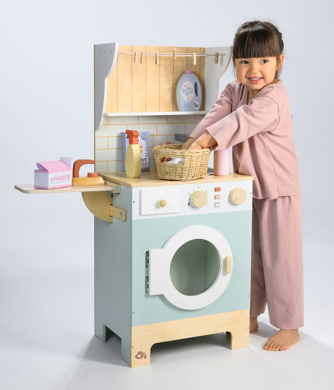 Tender Leaf - Large Laundrette
